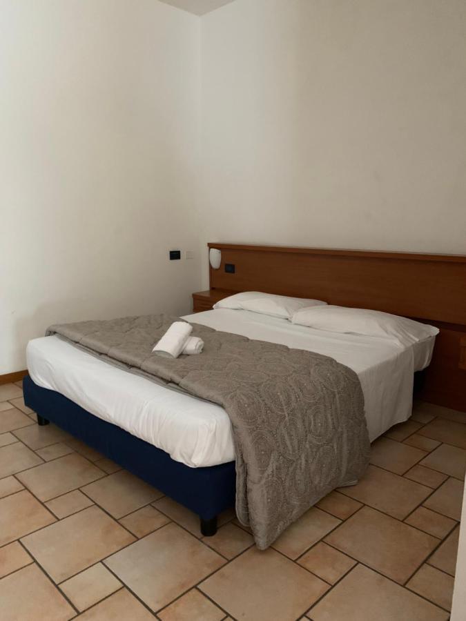 Hotel Lory Ficarolo Εξωτερικό φωτογραφία